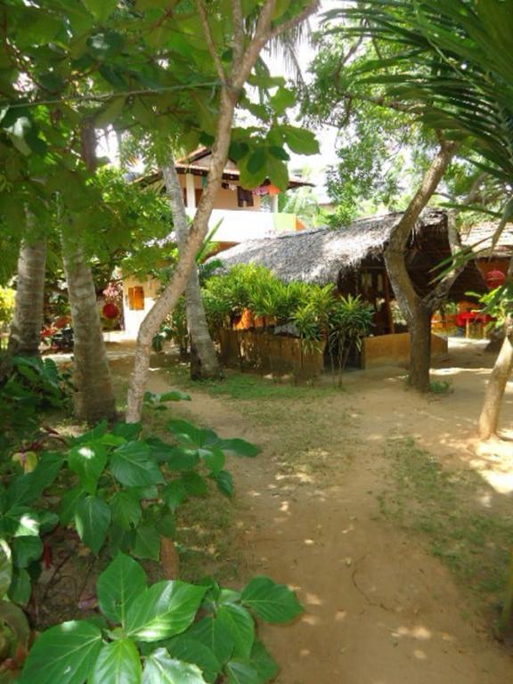 Natural Cabanas Kanattagoda ภายนอก รูปภาพ