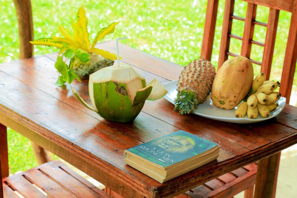 Natural Cabanas Kanattagoda ภายนอก รูปภาพ